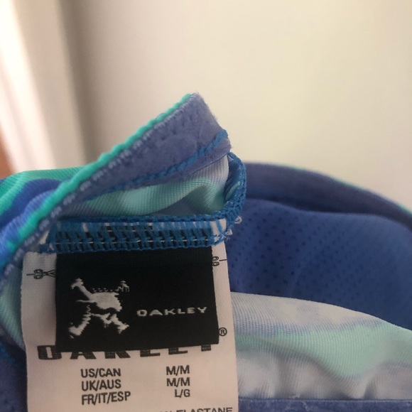 Oakley tankini - Picture 3 of 3